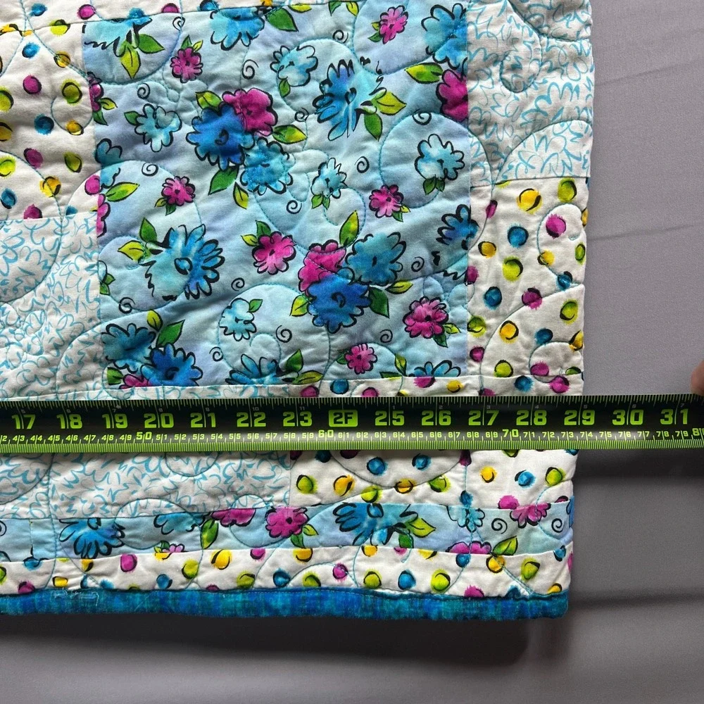 By Jill Poole The Flowers & Dots Quilt Blanket Multi Cuddle Backing (43